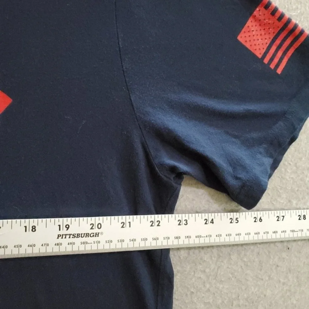 Under Armour Men Shirt XL Blue Freedom USA United States of America Flag Graphic